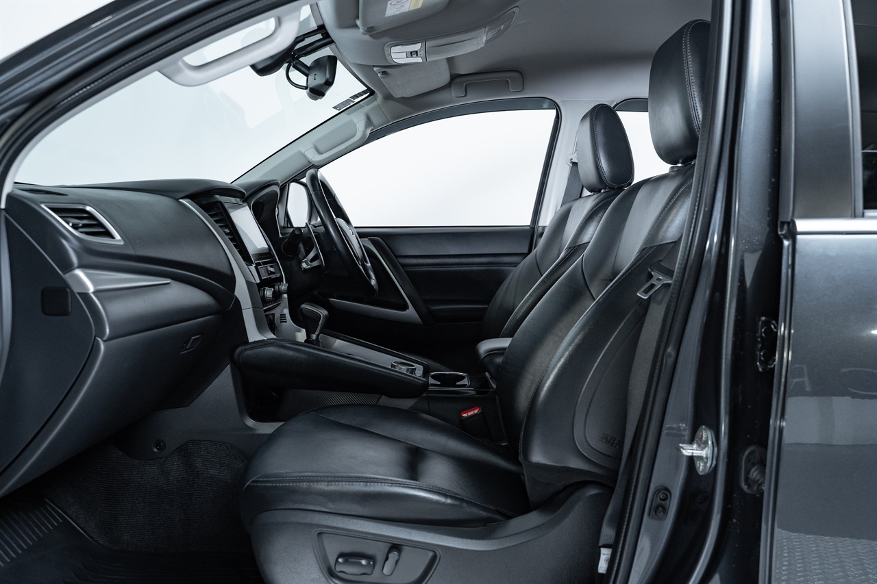 2020 Mitsubishi Pajero Sport