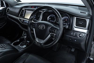 2018 Toyota Highlander - Thumbnail