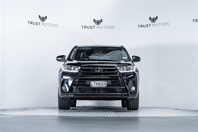 2018 Toyota Highlander - Thumbnail