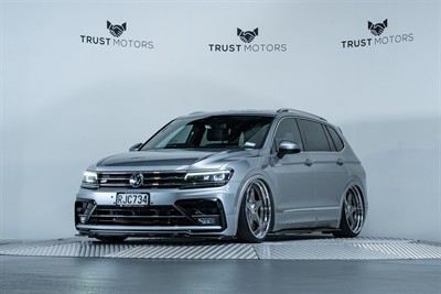 2021 Volkswagen Tiguan - Thumbnail