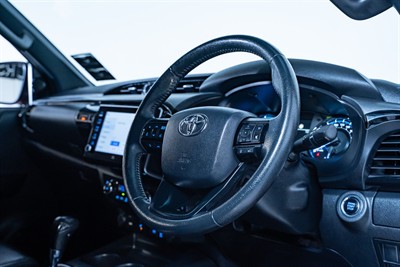 2021 Toyota Hilux - Thumbnail