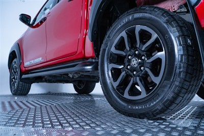 2021 Toyota Hilux - Thumbnail