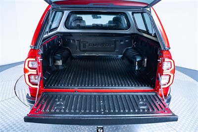 2021 Toyota Hilux - Thumbnail