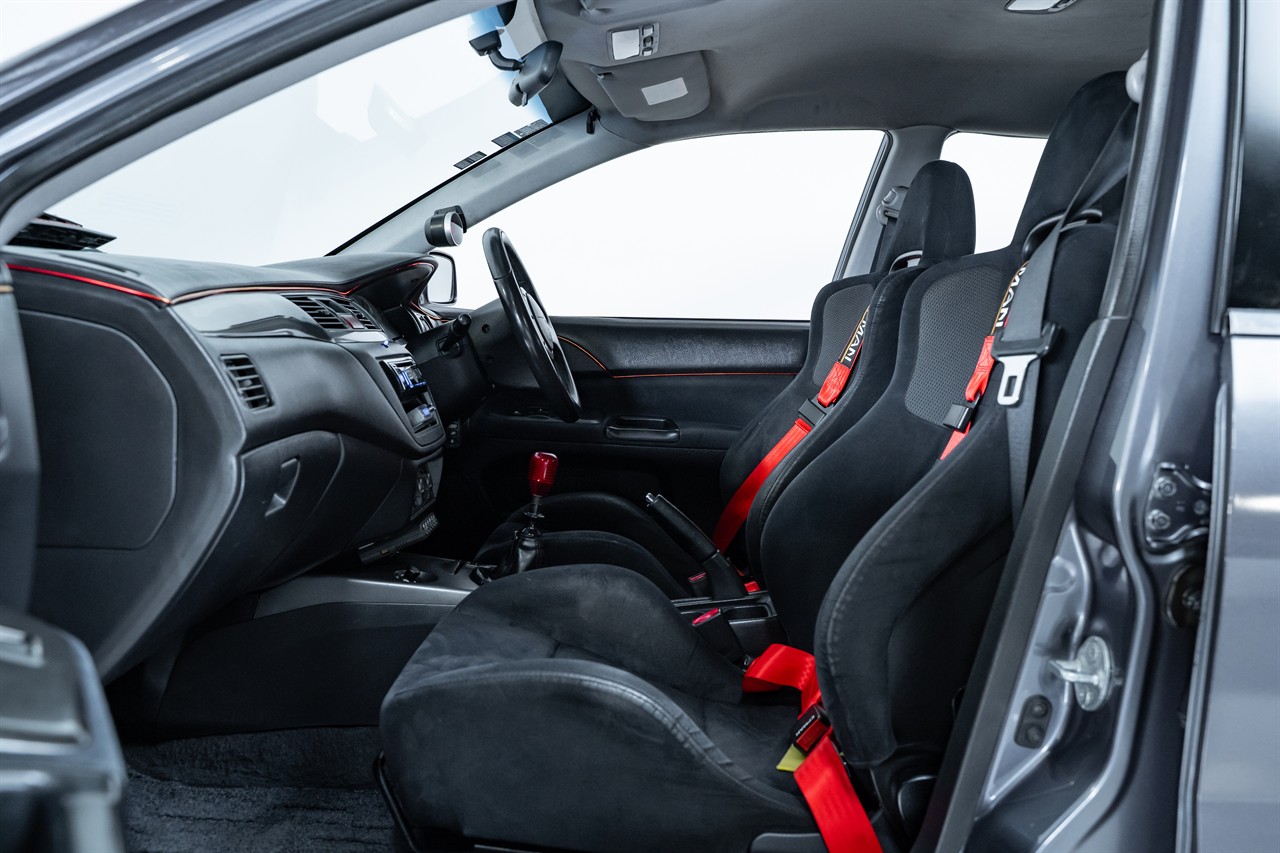 2004 Mitsubishi Lancer