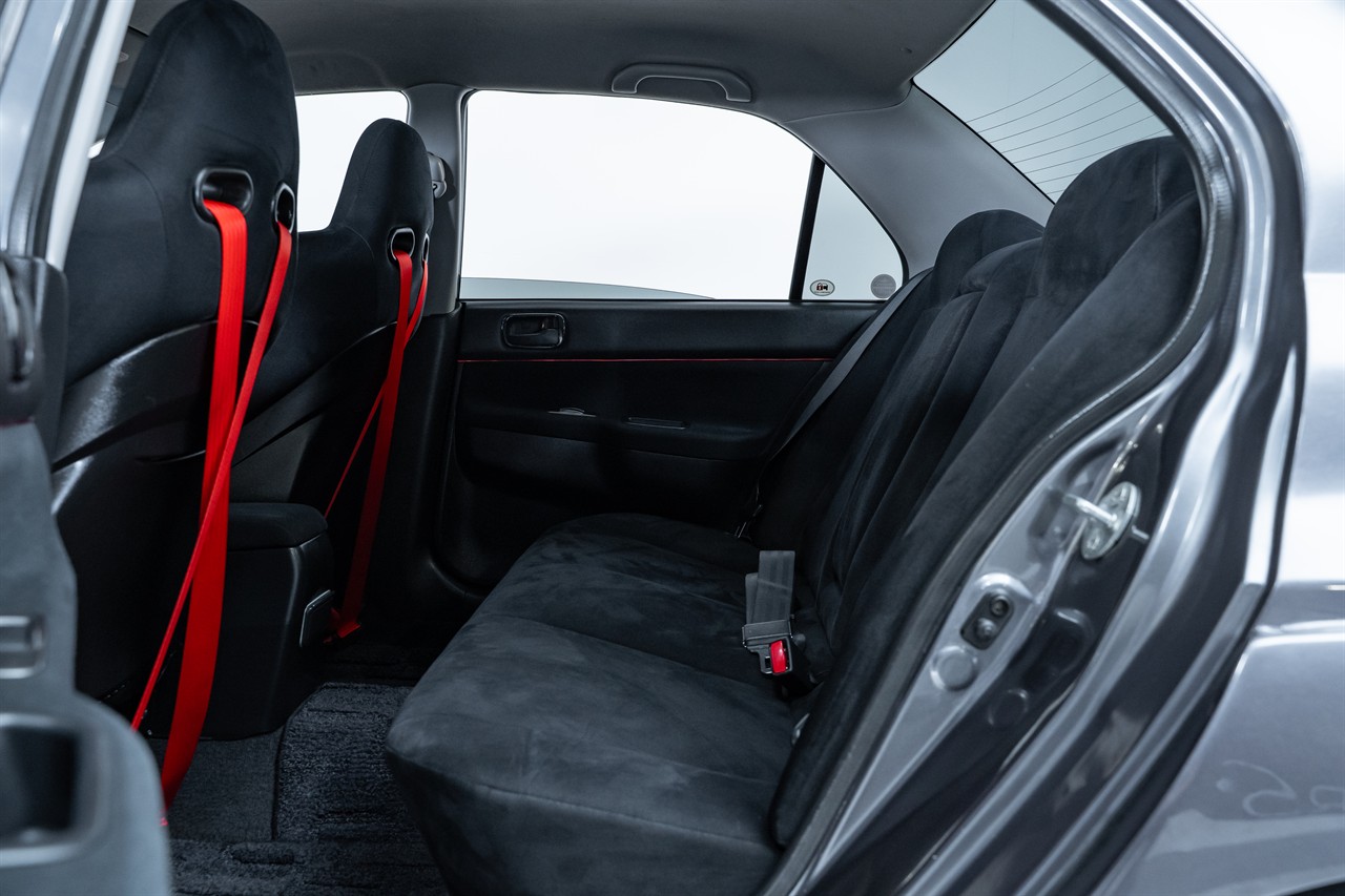 2004 Mitsubishi Lancer