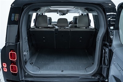 2020 Land Rover Defender - Thumbnail