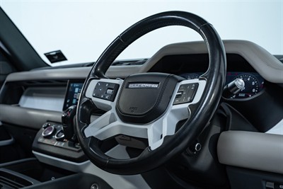 2020 Land Rover Defender - Thumbnail