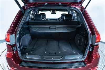 2017 Jeep Grand Cherokee - Thumbnail