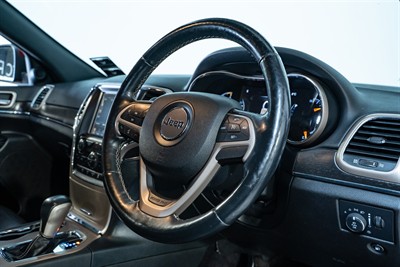 2017 Jeep Grand Cherokee - Thumbnail