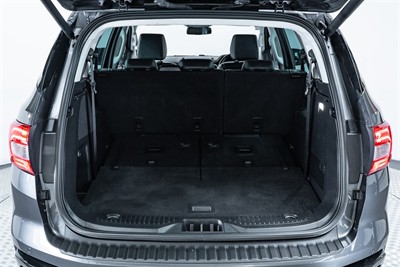 2021 Ford Everest - Thumbnail