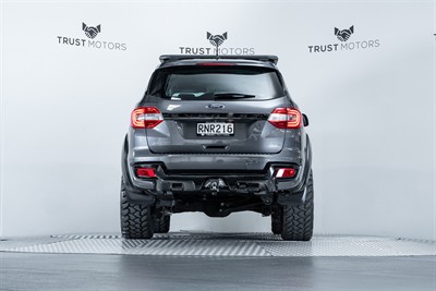 2021 Ford Everest - Thumbnail