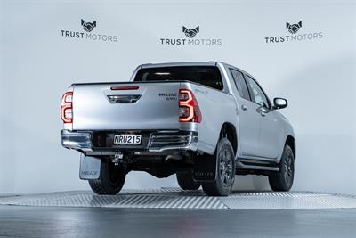 2021 Toyota Hilux - Thumbnail