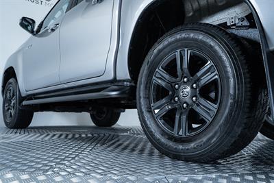 2021 Toyota Hilux - Thumbnail