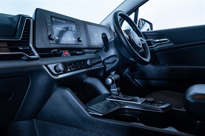 2022 Kia Sportage - Thumbnail