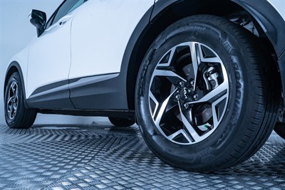 2022 Kia Sportage - Thumbnail