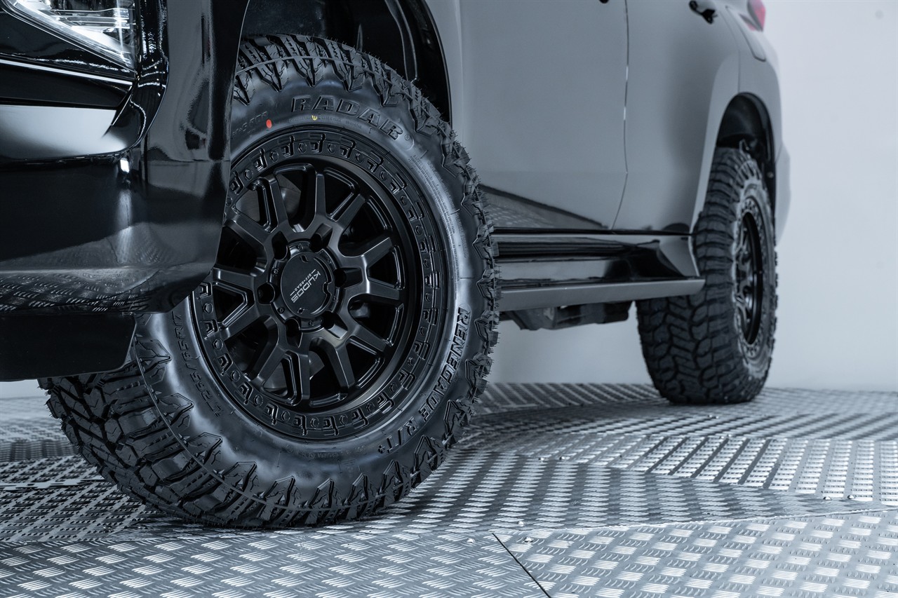 2020 Mitsubishi Pajero Sport