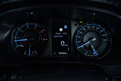 2023 Toyota Hilux - Thumbnail