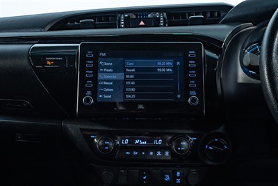 2023 Toyota Hilux - Thumbnail