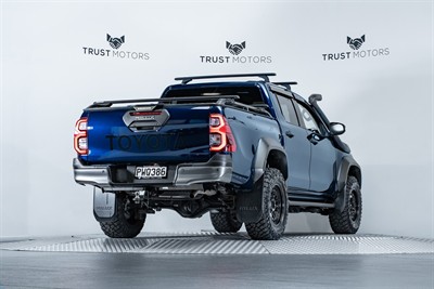 2023 Toyota Hilux - Thumbnail