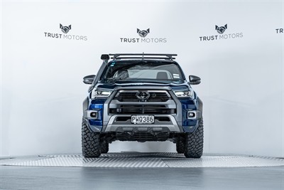 2023 Toyota Hilux - Thumbnail