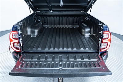 2023 Toyota Hilux - Thumbnail