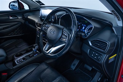 2018 Hyundai Santa Fe - Thumbnail