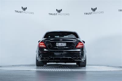 2017 Mercedes-Benz E 63 - Thumbnail
