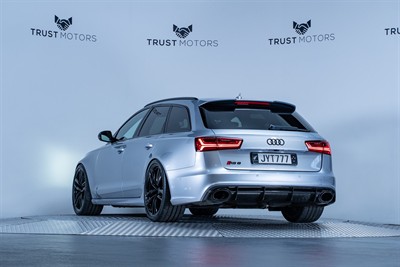2016 Audi RS6 - Thumbnail