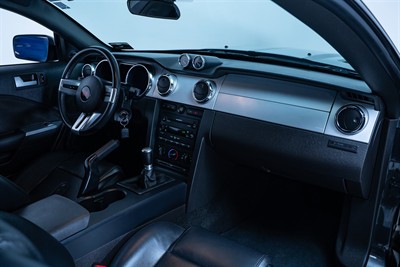 2007 Ford Mustang - Thumbnail