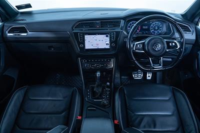 2017 Volkswagen Tiguan - Thumbnail