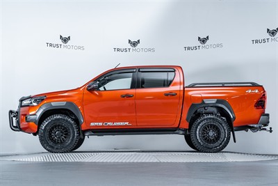 2021 Toyota Hilux - Thumbnail
