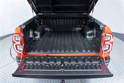 2021 Toyota Hilux - Thumbnail