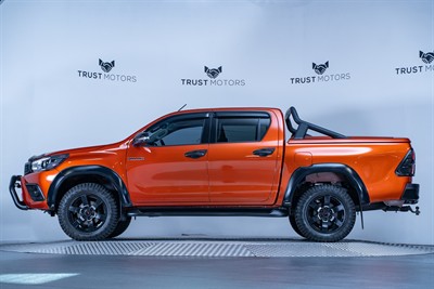 2017 Toyota Hilux - Thumbnail
