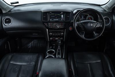 2018 Nissan Pathfinder - Thumbnail
