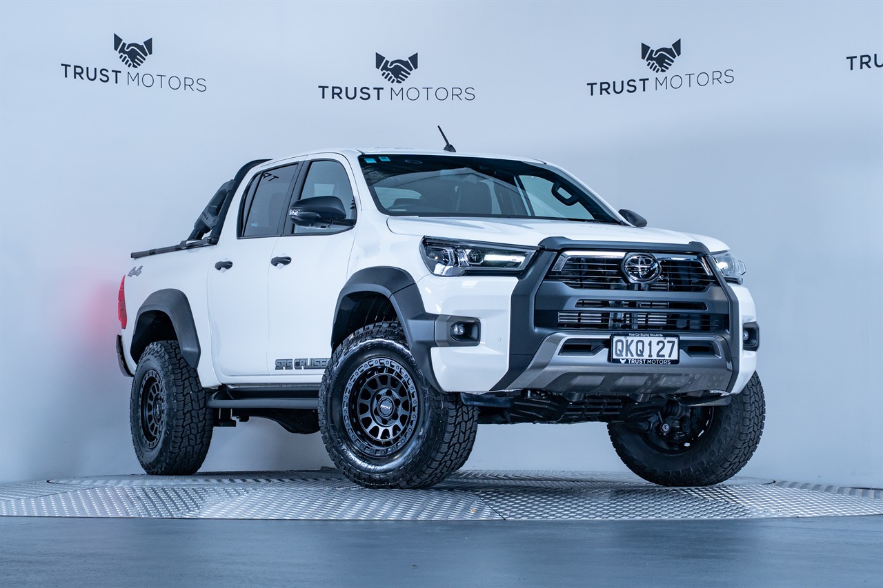 2024 Toyota Hilux