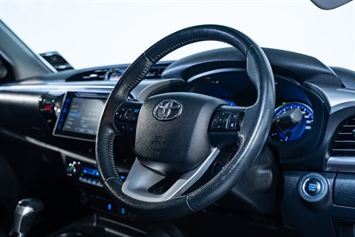 2018 Toyota Hilux - Thumbnail