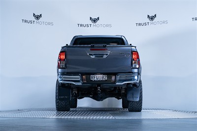 2018 Toyota Hilux - Thumbnail