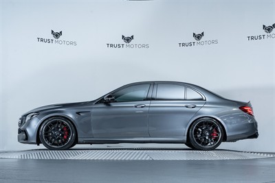 2018 Mercedes-Benz E 63 - Thumbnail