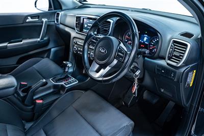 2019 Kia Sportage - Thumbnail