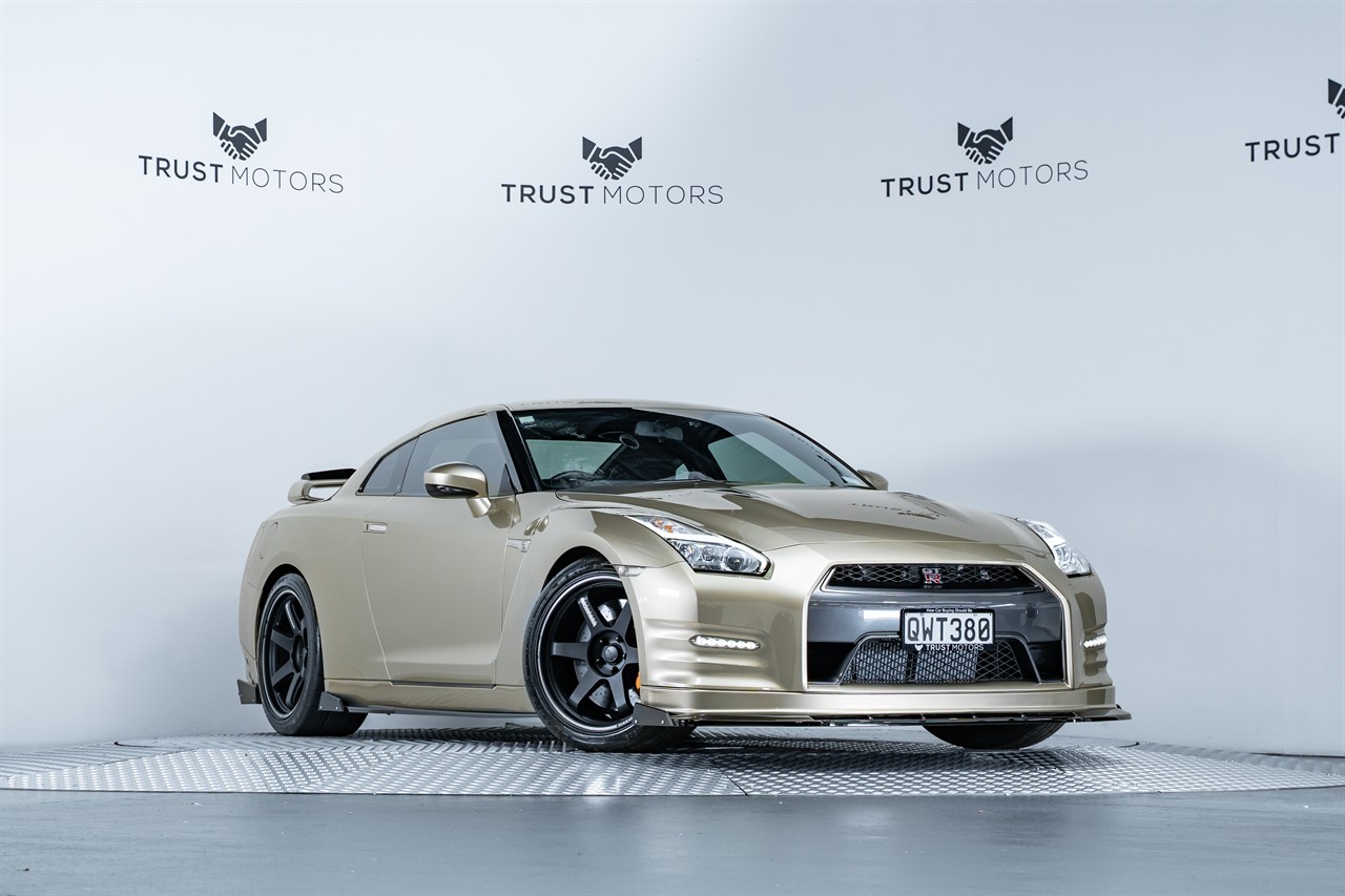 2015 Nissan GTR