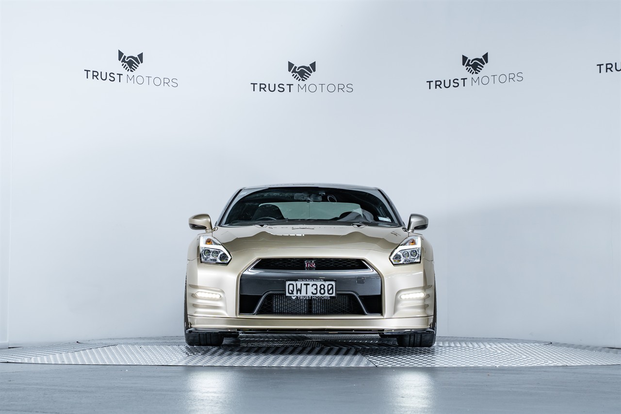 2015 Nissan GTR