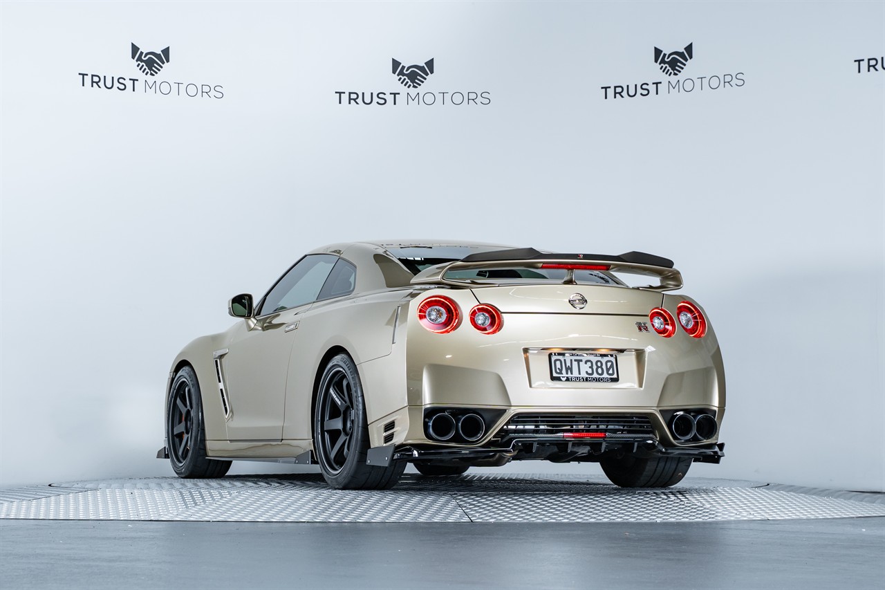 2015 Nissan GTR
