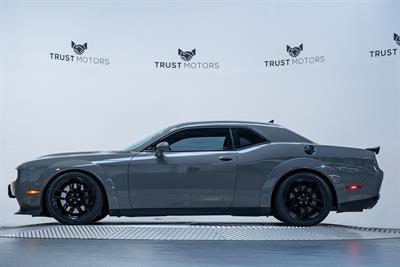 2019 Dodge Challenger - Thumbnail