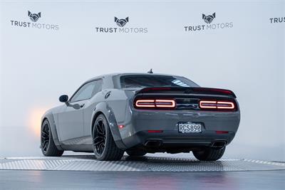2019 Dodge Challenger - Thumbnail