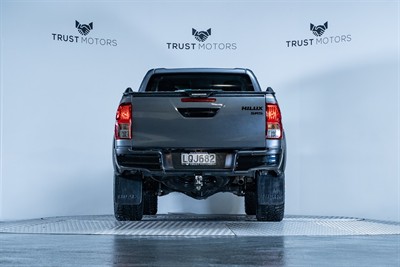 2018 Toyota Hilux - Thumbnail