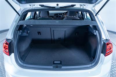 2015 Volkswagen Golf - Thumbnail