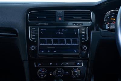 2015 Volkswagen Golf - Thumbnail