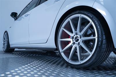 2015 Volkswagen Golf - Thumbnail