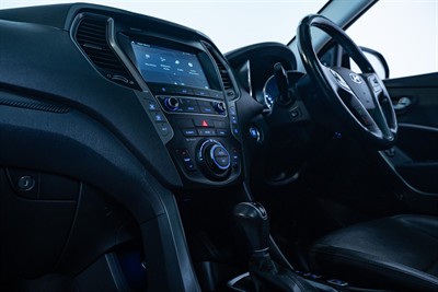 2018 Hyundai Santa Fe - Thumbnail
