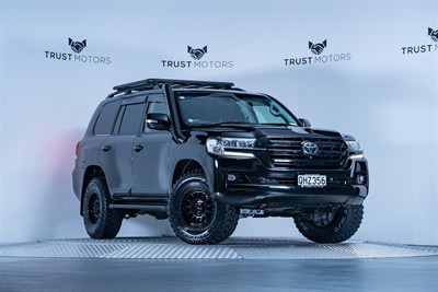 2017 Toyota Landcruiser
